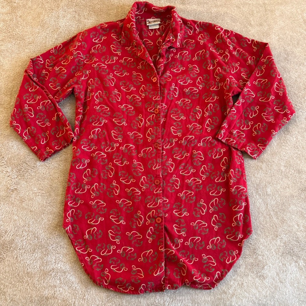 Walt Disney World Mickey Mouse Red Flannel Nightshirt Sleepwear Small Medium